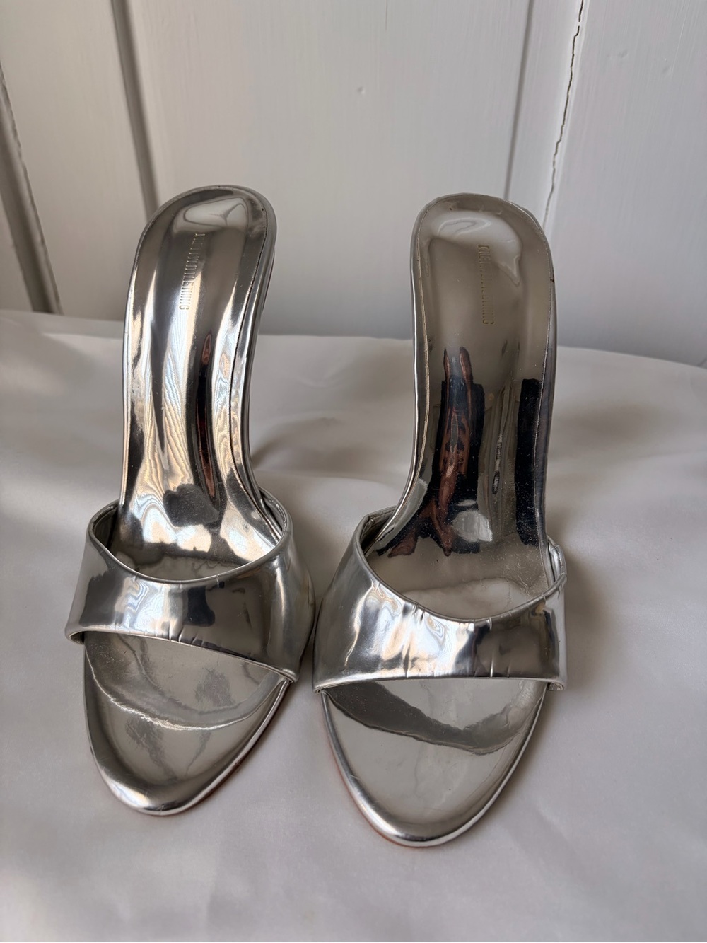 PRETTYLITTLETHING Silver Metallic Slide Mules